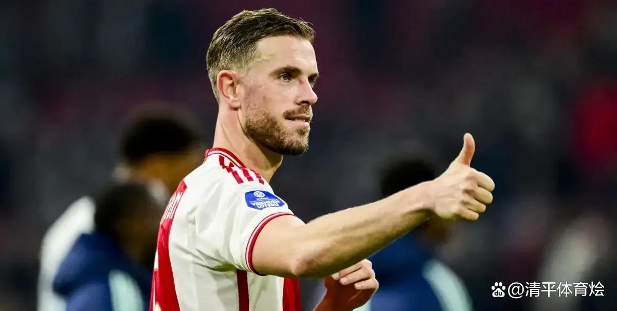 开云sports -夏日炎炎特警开展田径体能训练