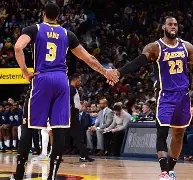 华盛顿奇才围绕全明星赛止住颓势Faker在湖人比赛中问鼎冠军，北京首钢再遭质疑备战CBA季后赛看傻球迷 