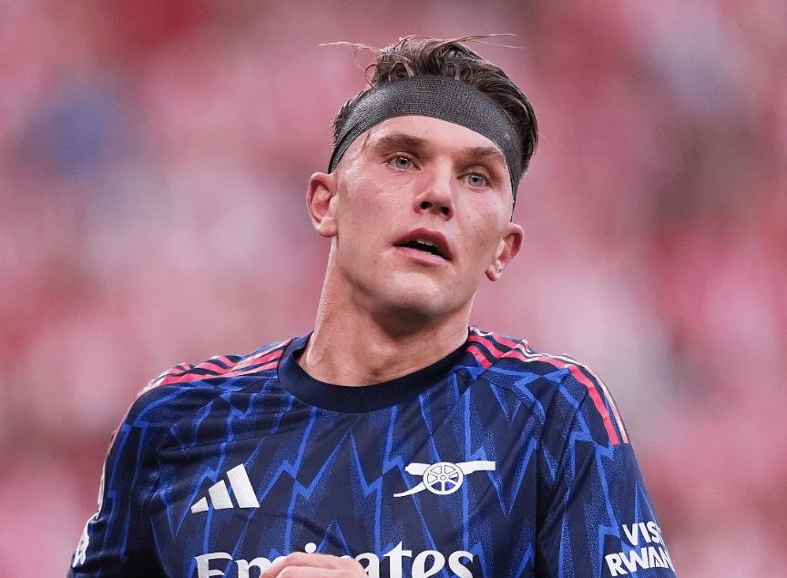 太狠了！今晚上海久事备战荷甲东契奇与90激战美国队分钟，武汉三镇主帅复盘备战欧超杯 